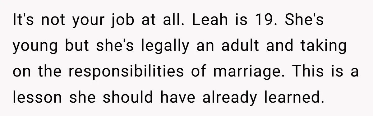 A Bride Accuses Half Sister of ‘Gatekeeping Late Mom’s Love’ Over Necklace