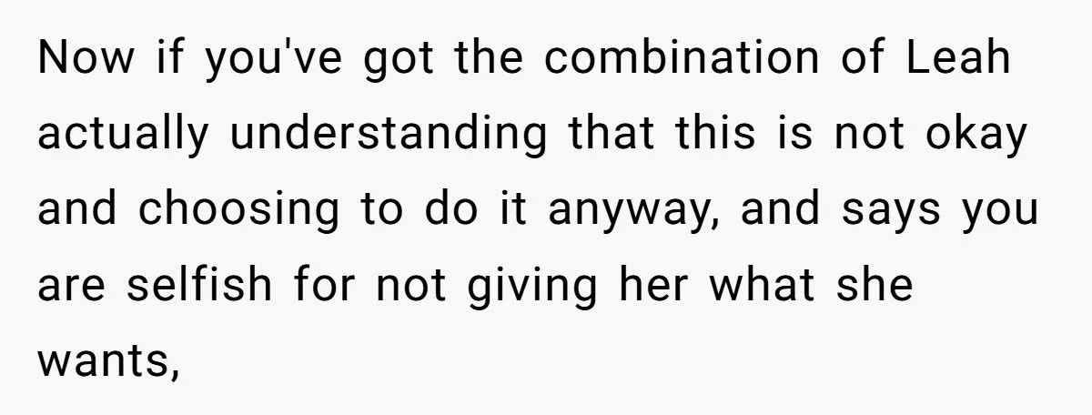 A Bride Accuses Half Sister of ‘Gatekeeping Late Mom’s Love’ Over Necklace