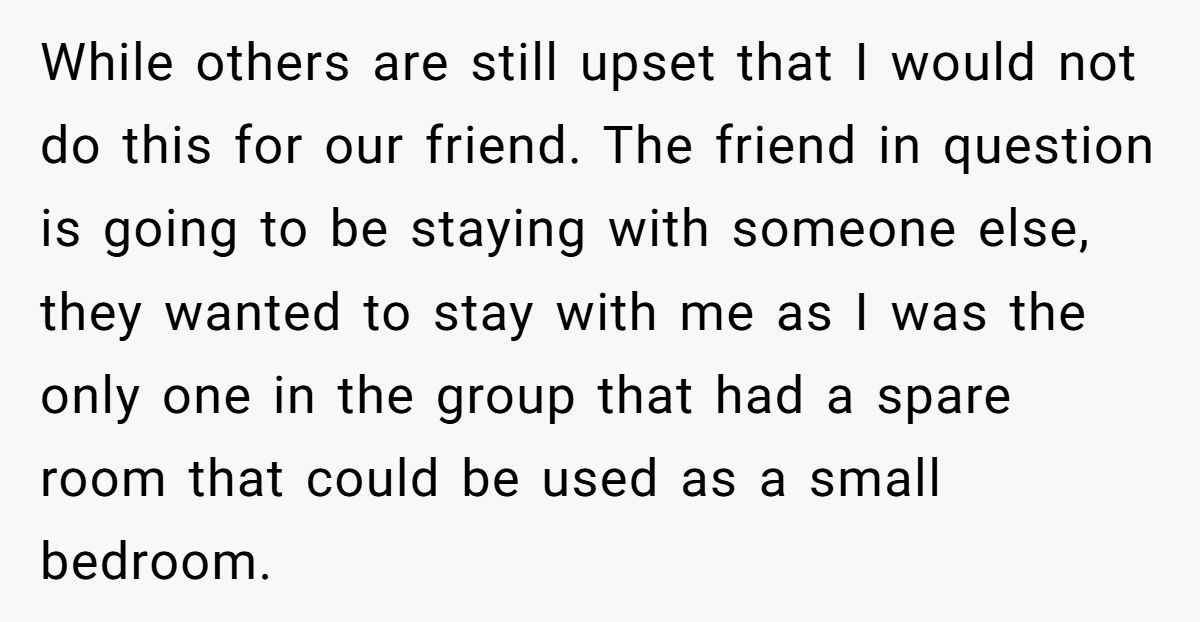 Man Won’t Kick Out His Dog for a Friend Going Through Divorce - Right Call or Cold-Hearted? Generated by Aubtu.biz