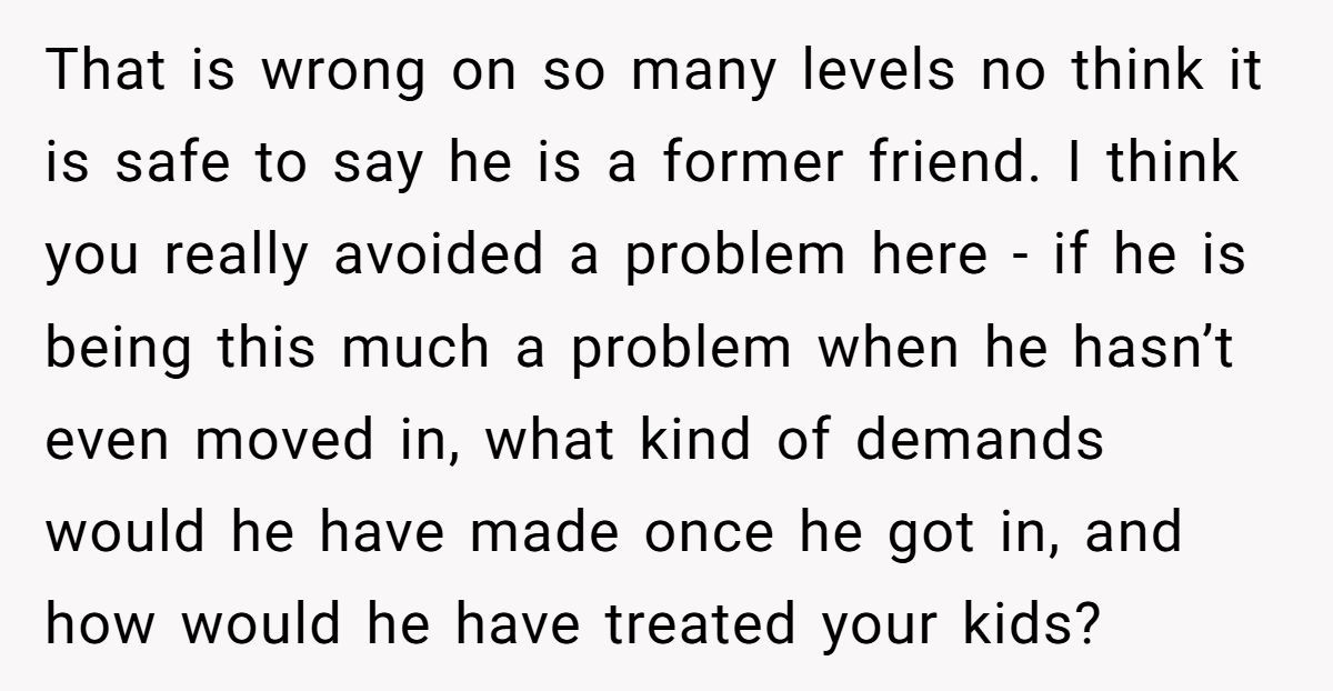 Man Won’t Kick Out His Dog for a Friend Going Through Divorce - Right Call or Cold-Hearted? Generated by Aubtu.biz