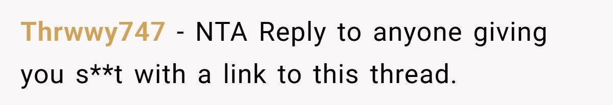 Man Won’t Kick Out His Dog for a Friend Going Through Divorce - Right Call or Cold-Hearted? Generated by Aubtu.biz