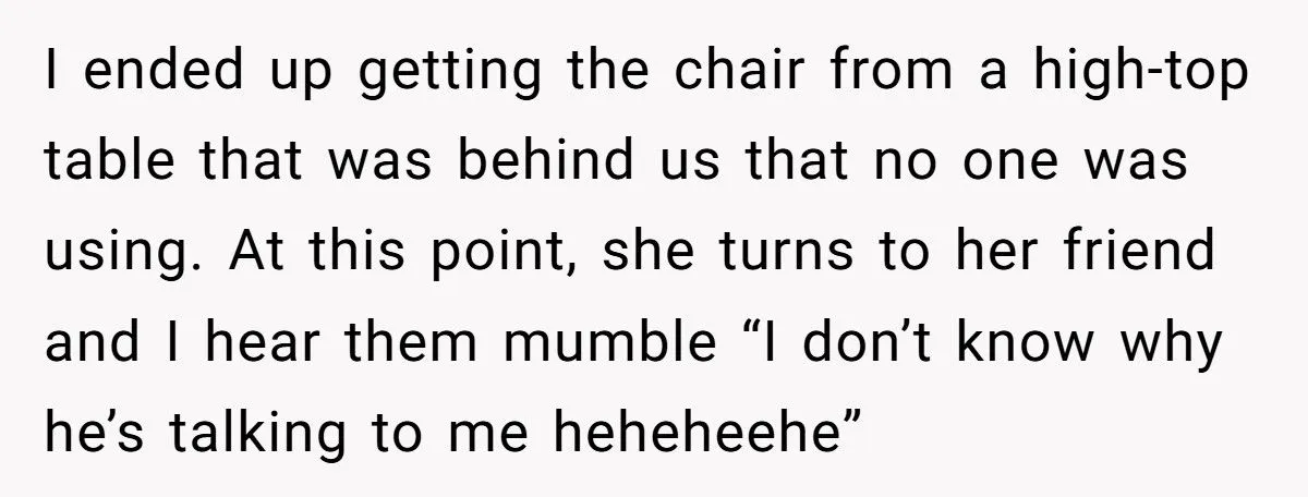 Man Asked Politely For Barstool, Woman Assumes He’s Flirting, His Comeback Left Her Red-Faced Generated by Aubtu.biz