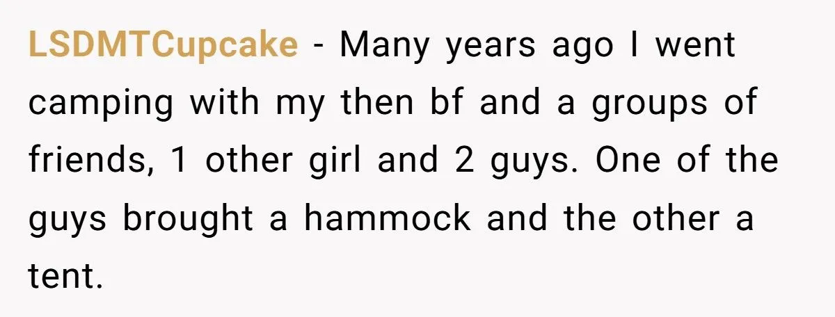 Man Asked Politely For Barstool, Woman Assumes He’s Flirting, His Comeback Left Her Red-Faced Generated by Aubtu.biz