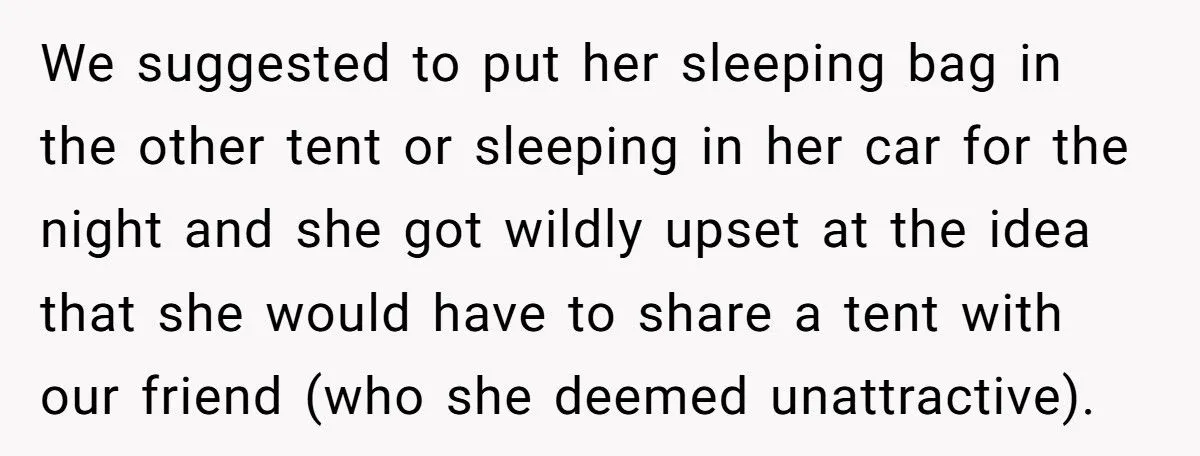 Man Asked Politely For Barstool, Woman Assumes He’s Flirting, His Comeback Left Her Red-Faced Generated by Aubtu.biz