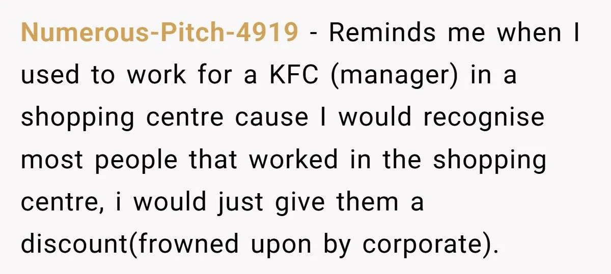 Man Asked Politely For Barstool, Woman Assumes He’s Flirting, His Comeback Left Her Red-Faced Generated by Aubtu.biz