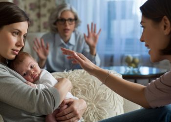 Husband Warns His Sister After She Suggests New Parents Don’t Deserve Their Baby