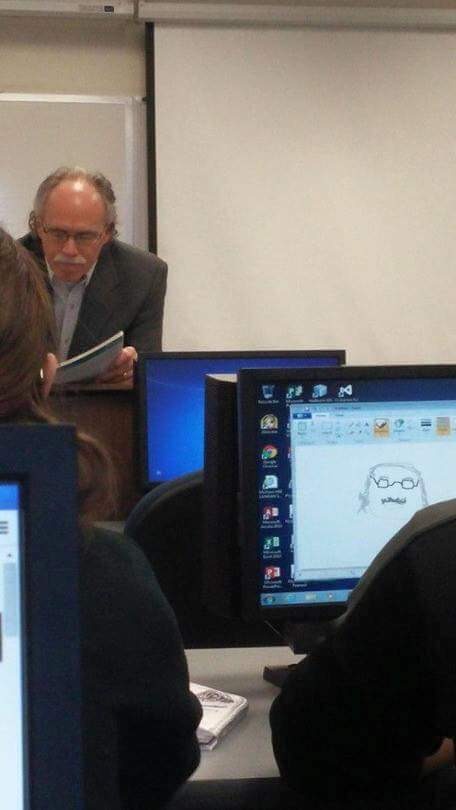 46 Hilariously Weird Photos That Make You Go "Hmmm"