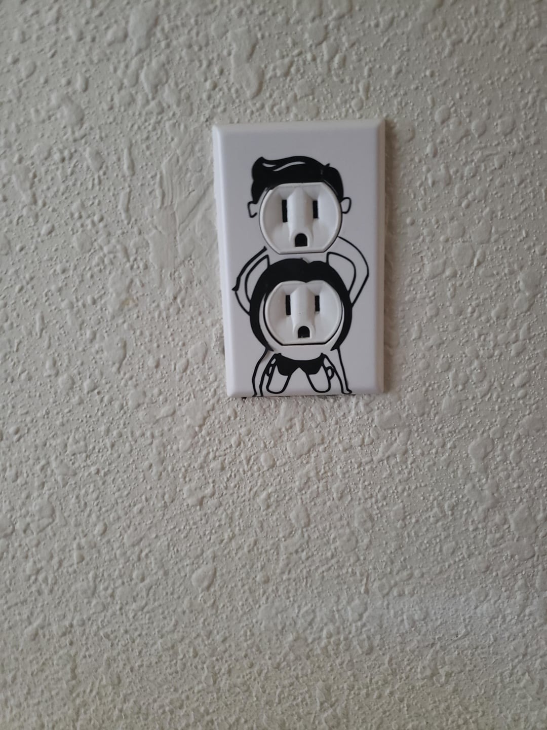 40 Funny And Weird Photos That’ll Make You Say “What Did I Just See?”