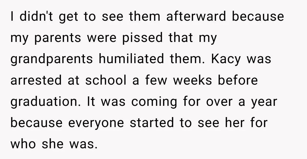 Parents Accuse Wrong Daughter For Years, Turns Out Their Favorite Is The Troublemaker Parents Accuse Wrong Daughter For Years, Turns Out Their Favorite Is The Troublemaker