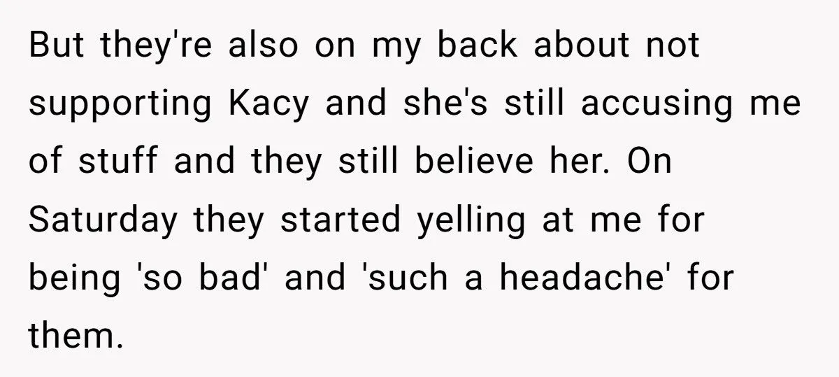 Parents Accuse Wrong Daughter For Years, Turns Out Their Favorite Is The Troublemaker Parents Accuse Wrong Daughter For Years, Turns Out Their Favorite Is The Troublemaker
