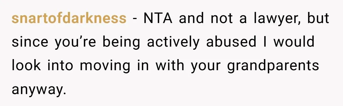 Parents Accuse Wrong Daughter For Years, Turns Out Their Favorite Is The Troublemaker Parents Accuse Wrong Daughter For Years, Turns Out Their Favorite Is The Troublemaker