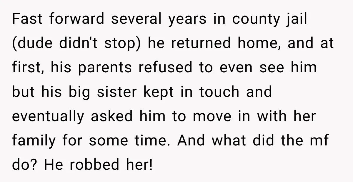 Parents Accuse Wrong Daughter For Years, Turns Out Their Favorite Is The Troublemaker Parents Accuse Wrong Daughter For Years, Turns Out Their Favorite Is The Troublemaker