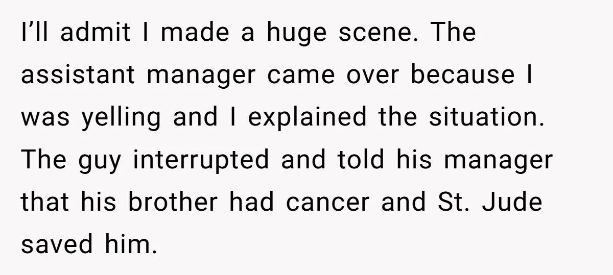 Cashier Shames Broke Customer For Not Donating, Gets Yelled At Over “Nike Shoes” Comment