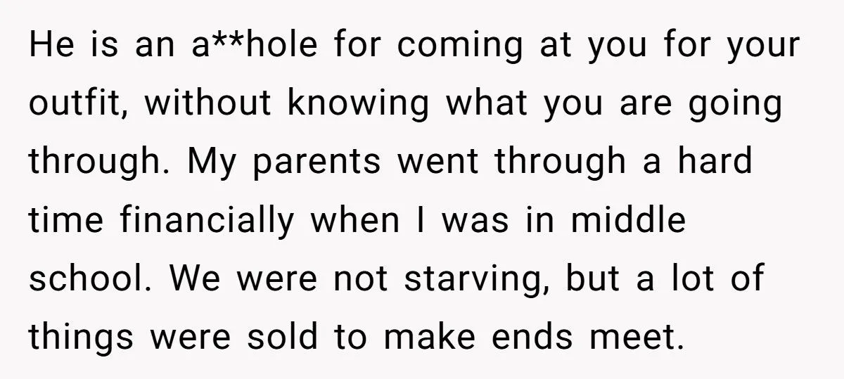 Cashier Shames Broke Customer For Not Donating, Gets Yelled At Over “Nike Shoes” Comment