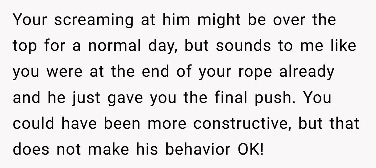 Cashier Shames Broke Customer For Not Donating, Gets Yelled At Over “Nike Shoes” Comment