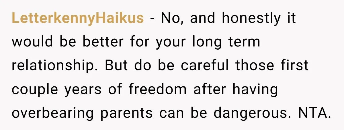 College Freshman Threatens To Turn Off Life360 After Parents Track Every Move