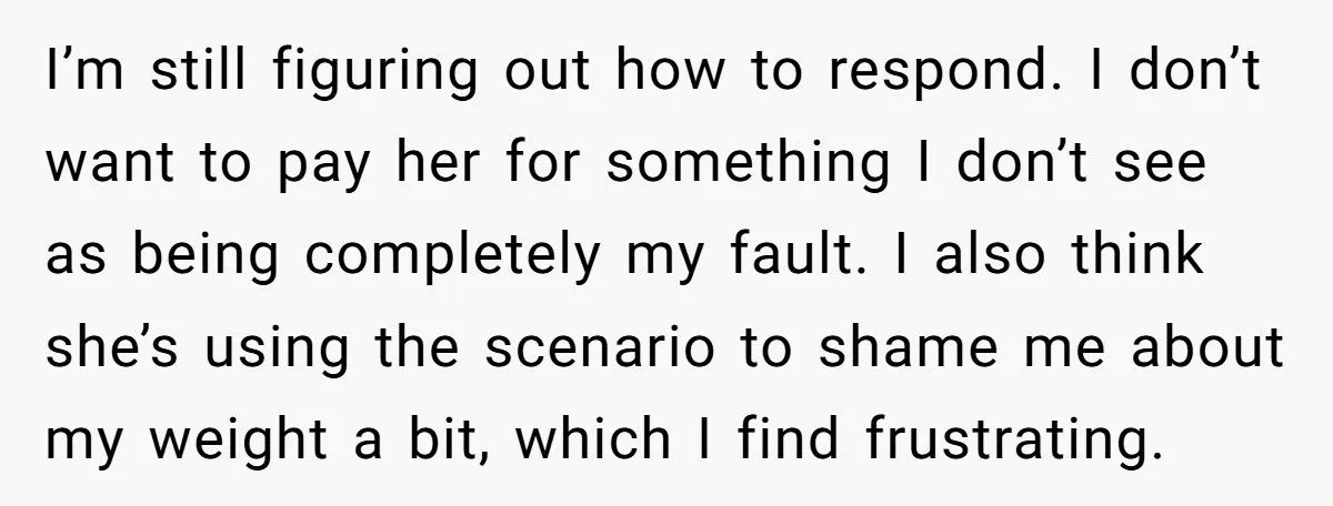 Woman Refuses To Pay For Antique Chair That Collapsed Under Her Weight At Friend’s Game Night Woman Refuses To Pay For Antique Chair That Collapsed Under Her Weight At Friend’s Game Night