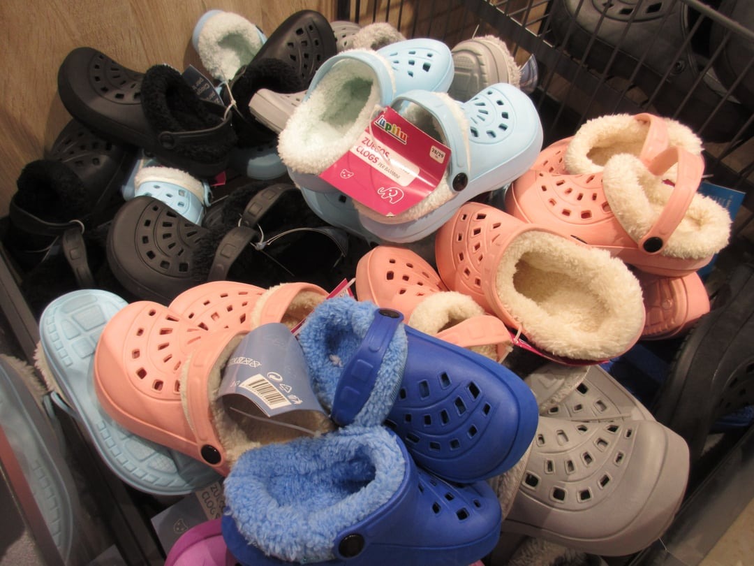 40 Craziest Crocs That Prove Fashion Has No Limits
