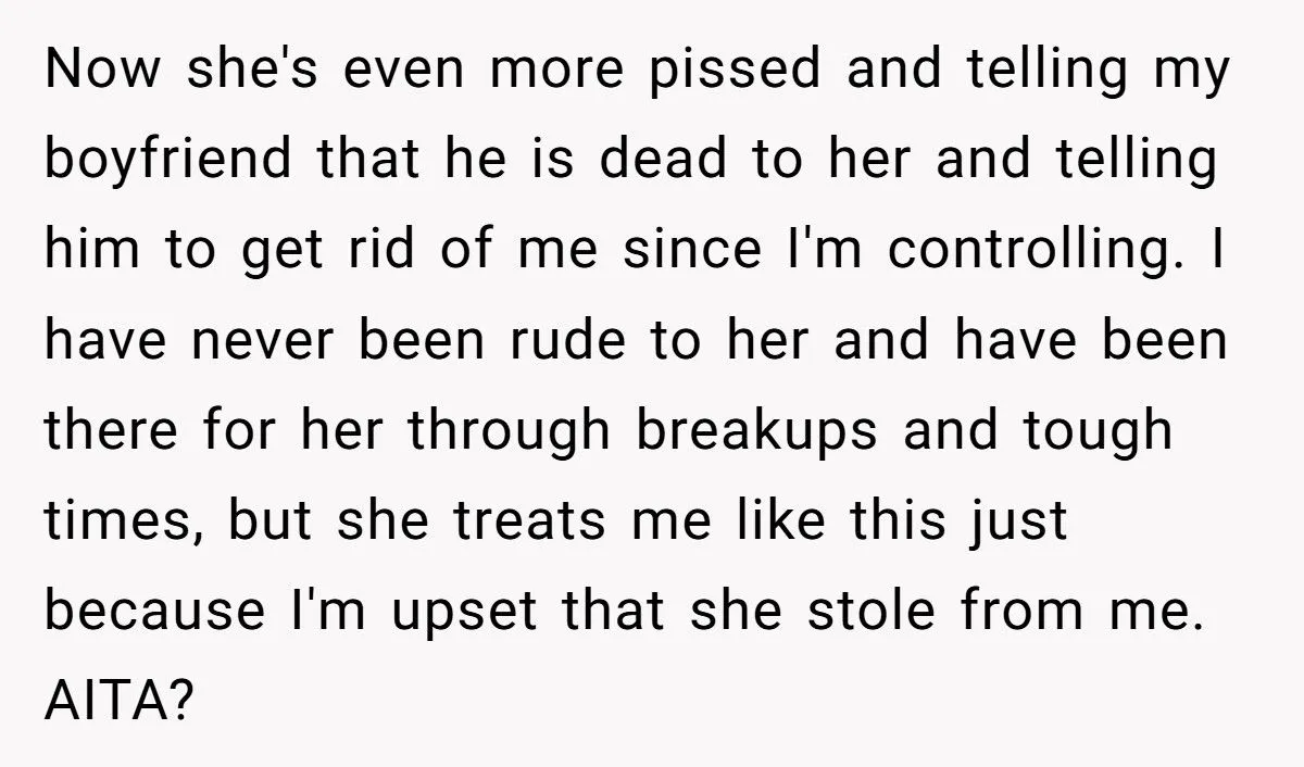 Girlfriend Takes Laptop Back After Boyfriend’s Sister Raids Their House And Steals It From Her