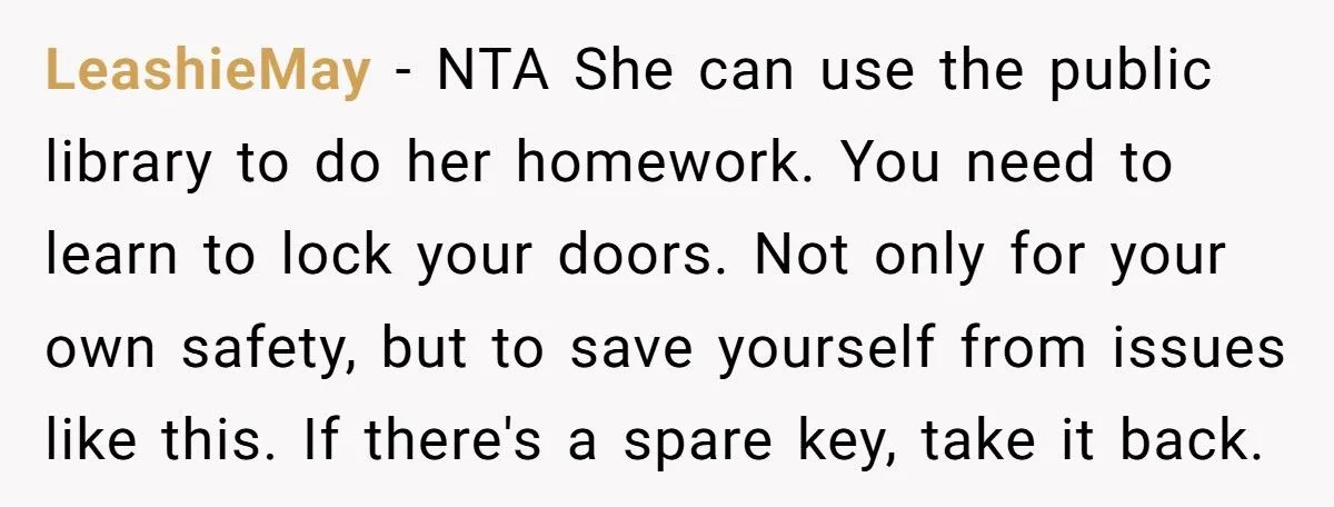 Girlfriend Takes Laptop Back After Boyfriend’s Sister Raids Their House And Steals It From Her