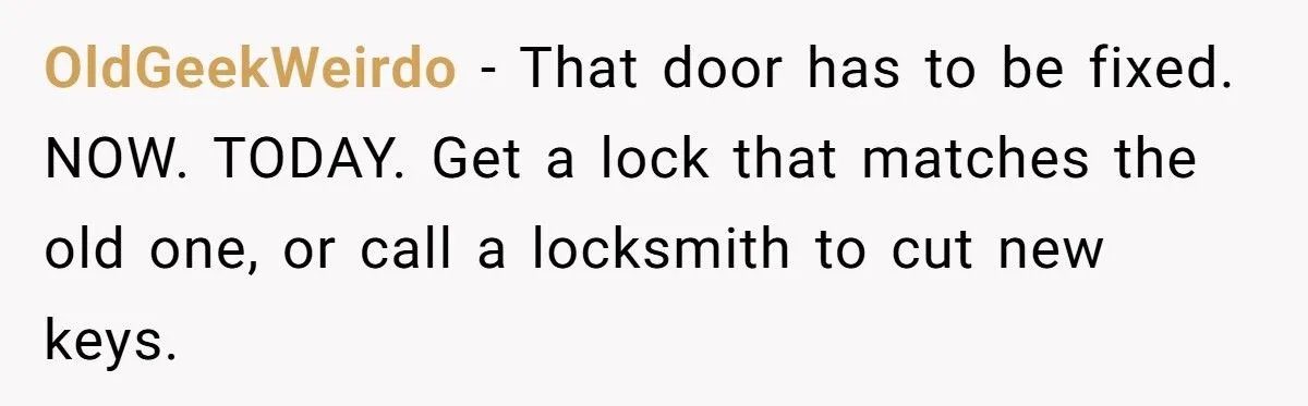 Girlfriend Takes Laptop Back After Boyfriend’s Sister Raids Their House And Steals It From Her