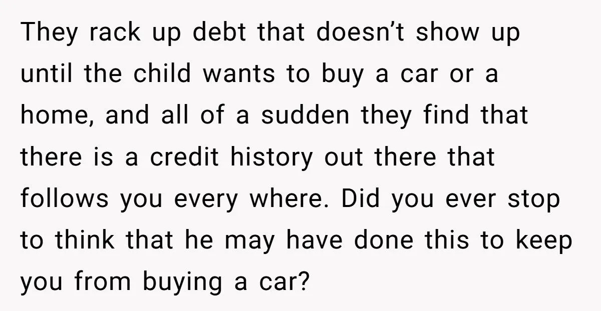 Teen Worker Threatens To Quit Her Job After Dad Demands Her Paycheck And Savings