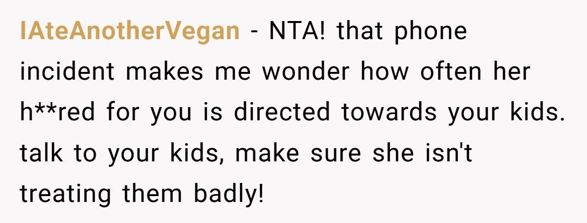 Dad Calls Police On Ex-Wife After She Keeps Stealing His Stuff For Her Stepkids