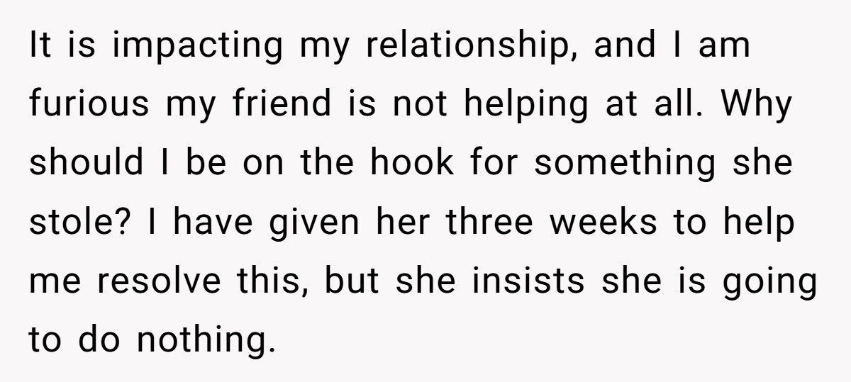 Boyfriend Gets Furious After Girlfriend Covers For Her “Good Friend” Who Stole His $1,800 Camera