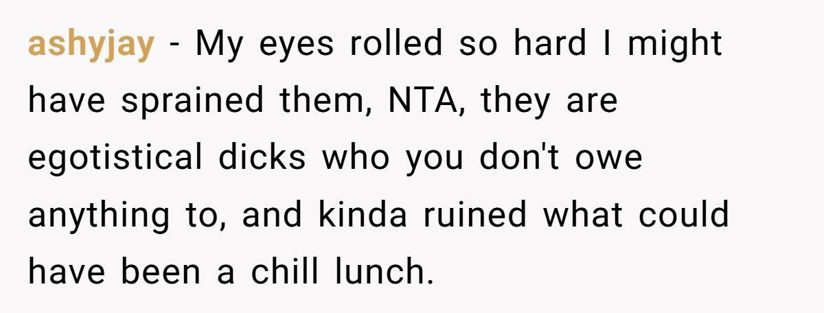 Hungry Diner Refuses To Let Influencers Take Pictures Of Their Food, So They Call Diner Selfish