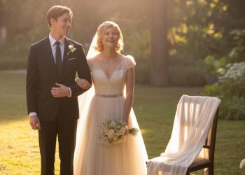 Man Outsmarts Mom Who Tried To Wear A White Dress To His Sister’s Wedding