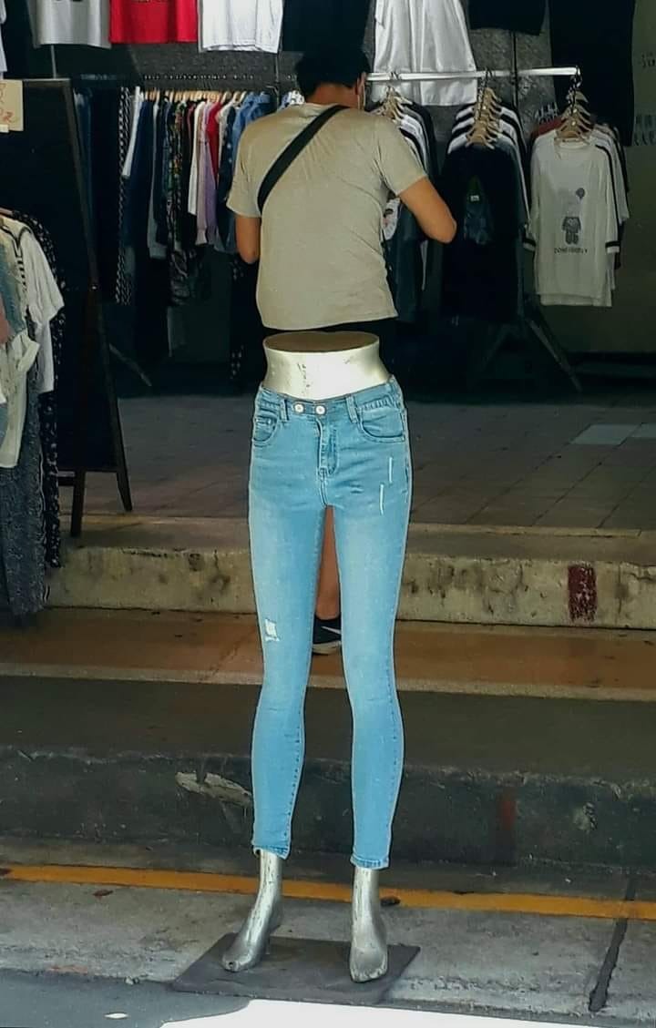 40 Deceiving Photos That Prove You Can’t Trust Your Eyes