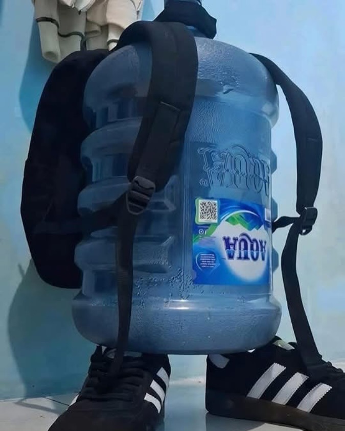 40 Weird And Wild Photos That Will Leave You Scratching Your Head, Laughing, And Maybe A Little Creeped Out