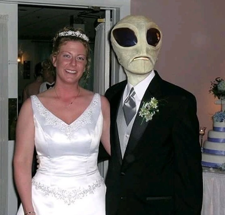 40 Weird And Wild Photos That Will Leave You Scratching Your Head, Laughing, And Maybe A Little Creeped Out