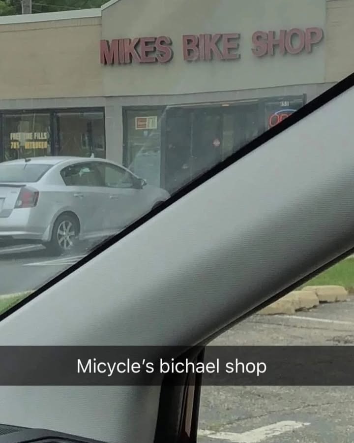 40 Weird And Wild Photos That Will Leave You Scratching Your Head, Laughing, And Maybe A Little Creeped Out