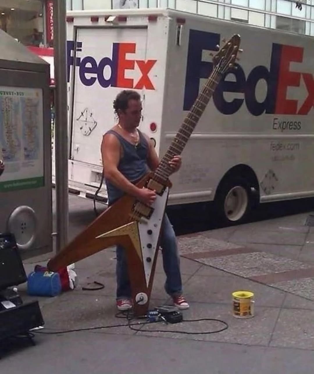 40 Weird And Wild Photos That Will Leave You Scratching Your Head, Laughing, And Maybe A Little Creeped Out