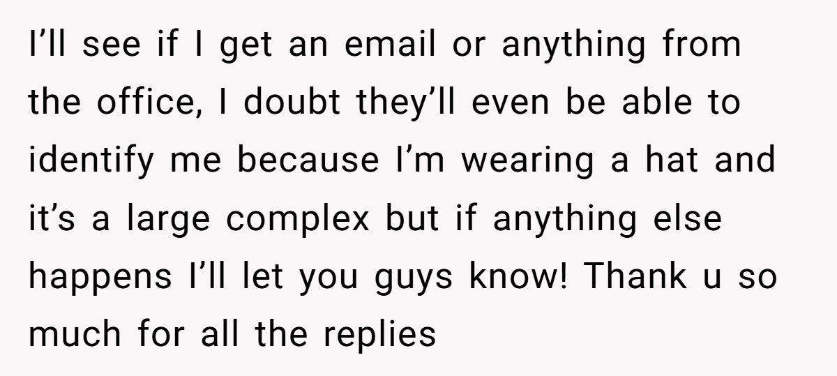 Mom Brings Kids To Empty Pool, Sits Beside Woman, Then Freaks When She Unties Bikini Top Mom Brings Kids To Empty Pool, Sits Beside Woman, Then Freaks When She Unties Bikini Top