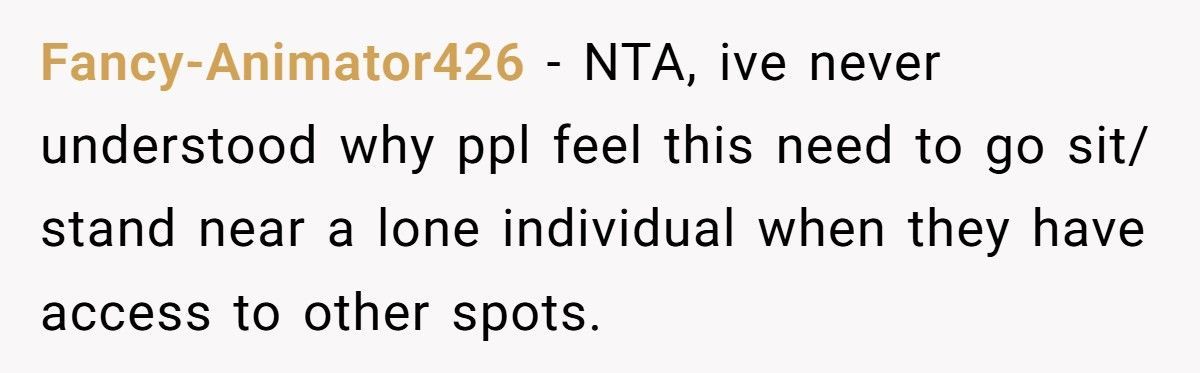 Mom Brings Kids To Empty Pool, Sits Beside Woman, Then Freaks When She Unties Bikini Top Mom Brings Kids To Empty Pool, Sits Beside Woman, Then Freaks When She Unties Bikini Top