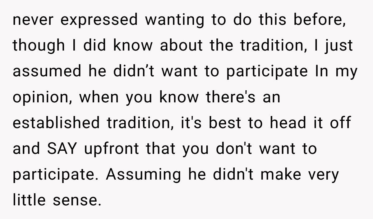 Bride Refuses Fiancé’s “Cursed” Family Rings, His Mother Explodes With Dozens Of Texts