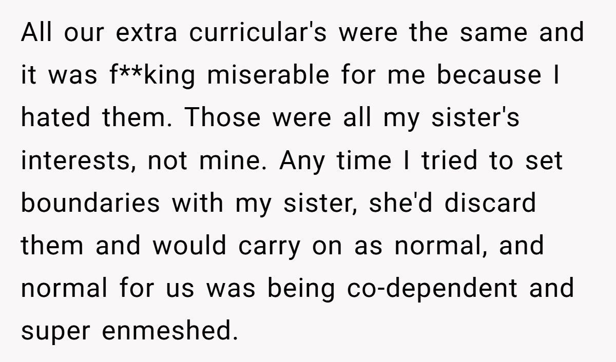 Parents Forced Twins To Share A Bed Until 18, Now One Pulls Away From Her Identical Twin Sister