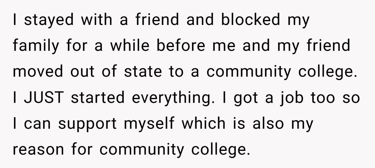 Parents Forced Twins To Share A Bed Until 18, Now One Pulls Away From Her Identical Twin Sister