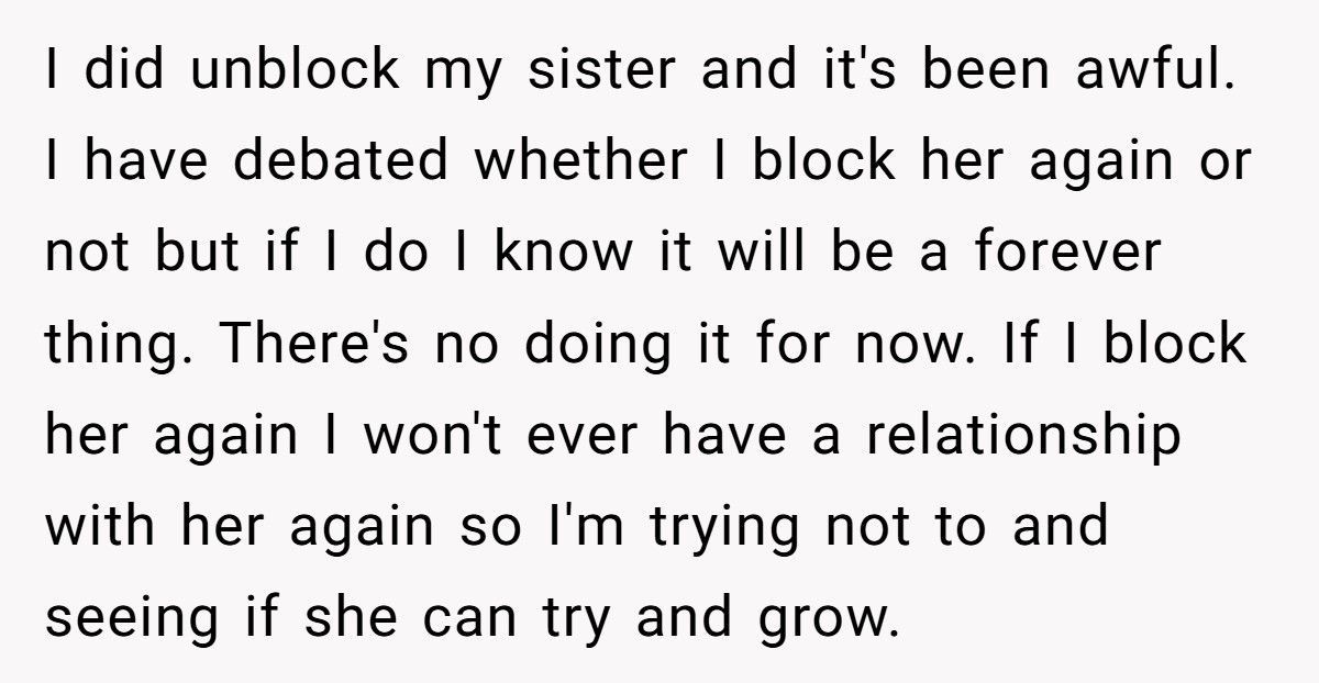 Parents Forced Twins To Share A Bed Until 18, Now One Pulls Away From Her Identical Twin Sister