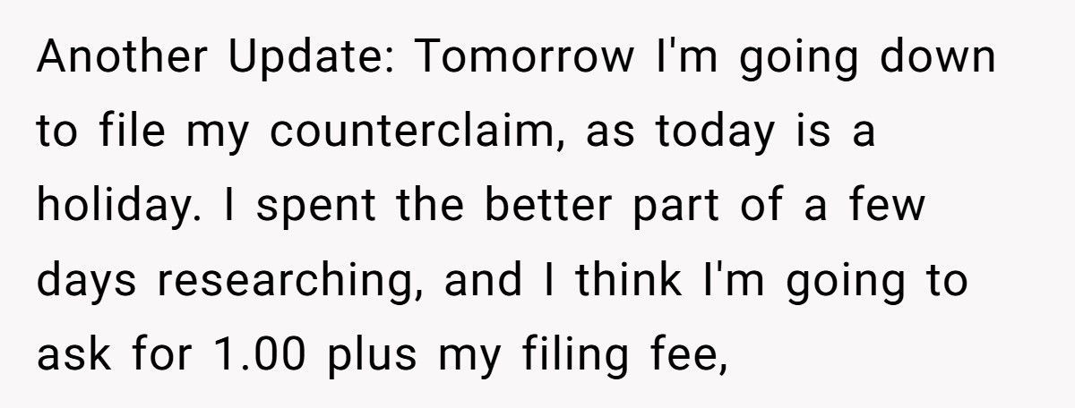 Woman Sues Man For $3,000 After Her Daughter Ruins His Cake