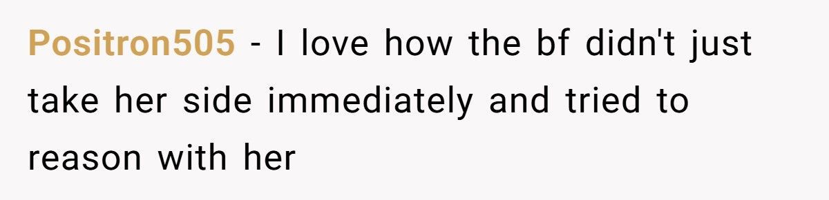 Tall Guy Gets Petty Revenge On Woman Who Opens Umbrella At Concert And Blocks Dozens Of Viewers Tall Guy Gets Petty Revenge On Woman Who Opens Umbrella At Concert And Blocks Dozens Of Viewers