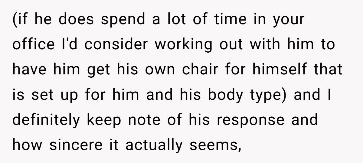 Woman Finally Tells Boyfriend The Real Reason He Can’t Use Her Chair, Now He Won’t Speak To Her