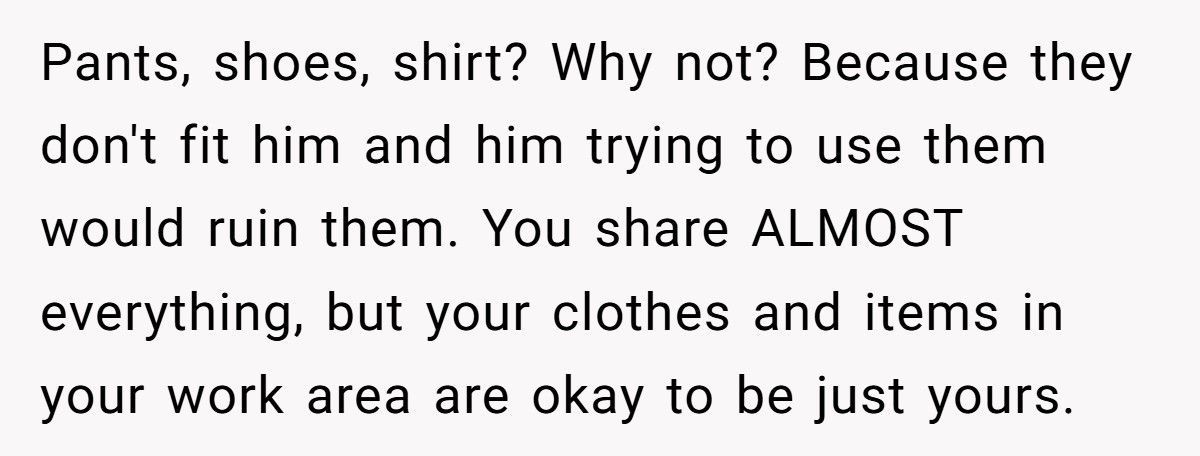 Woman Finally Tells Boyfriend The Real Reason He Can’t Use Her Chair, Now He Won’t Speak To Her