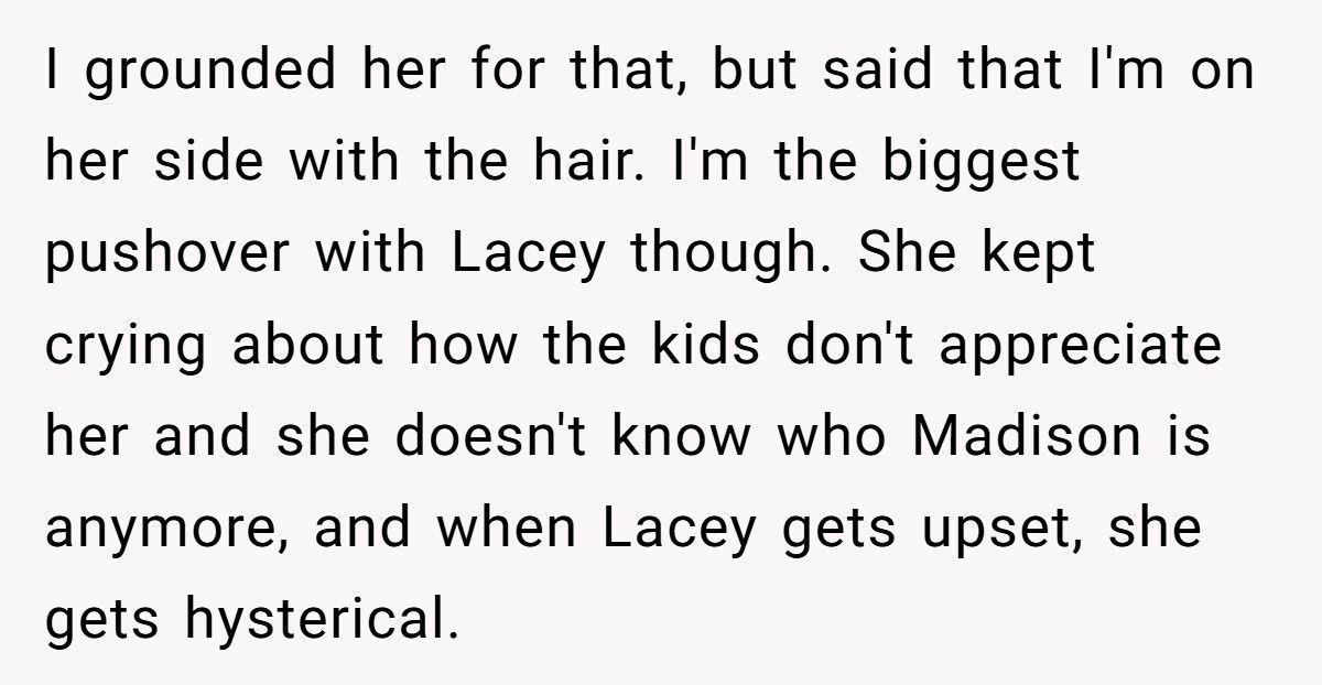 Teen Slams Dad For Babying Mom After Fight With Daughter Over Haircut