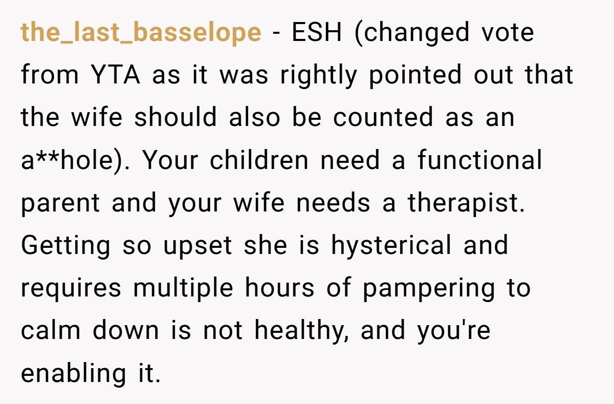 Teen Slams Dad For Babying Mom After Fight With Daughter Over Haircut