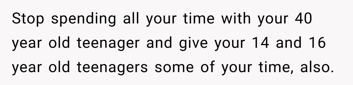 Teen Slams Dad For Babying Mom After Fight With Daughter Over Haircut