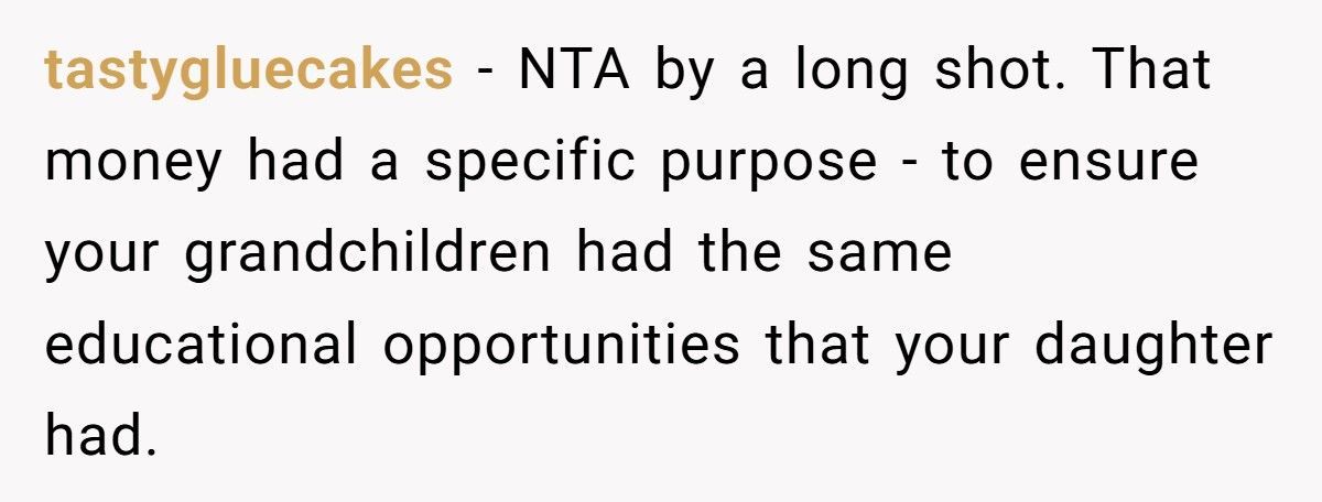 Dad Refuses To Give Daughter $350K Saved For Future Grandkids After She Chooses To Be Child-Free