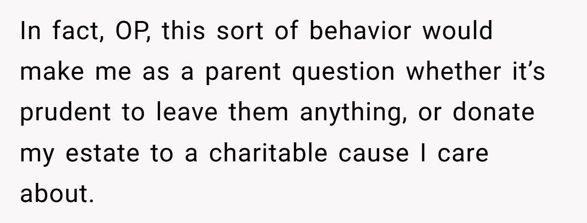 Dad Refuses To Give Daughter $350K Saved For Future Grandkids After She Chooses To Be Child-Free